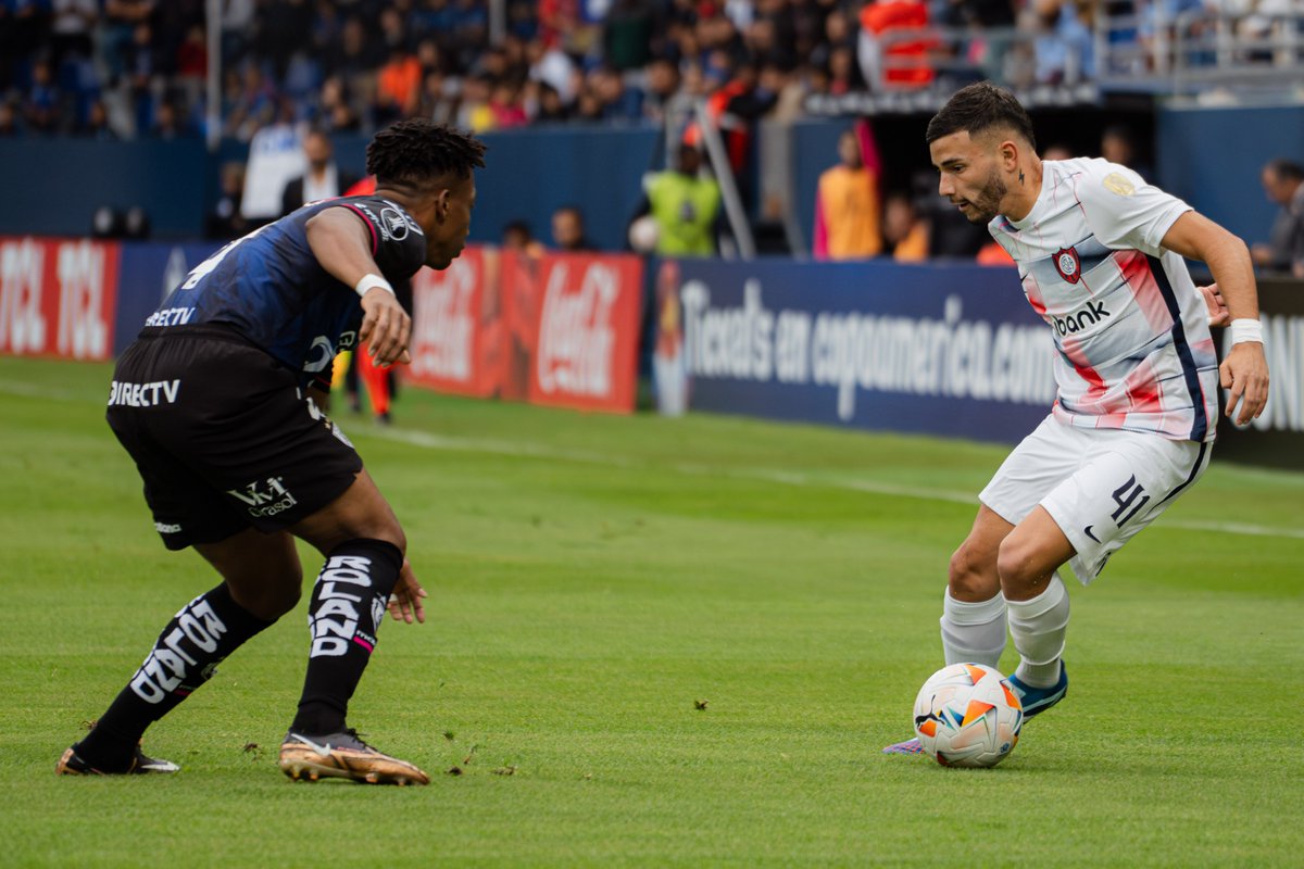 PT 30’ ⚽ Independiente del Valle 1-0 #SanLorenzo #VamosCiclón 🔵💪🔴