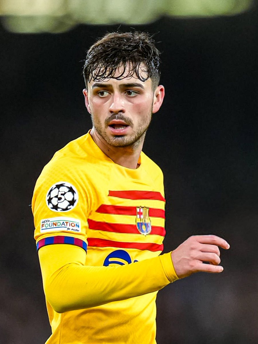🇪🇸🧠 Pedri's performance coming from the bench against Paris Saint-Germain: ◉ 29 minutes. ◉ 1 assist. ◉ 17/17 succesfull passes. ◉ NO fouls committed.