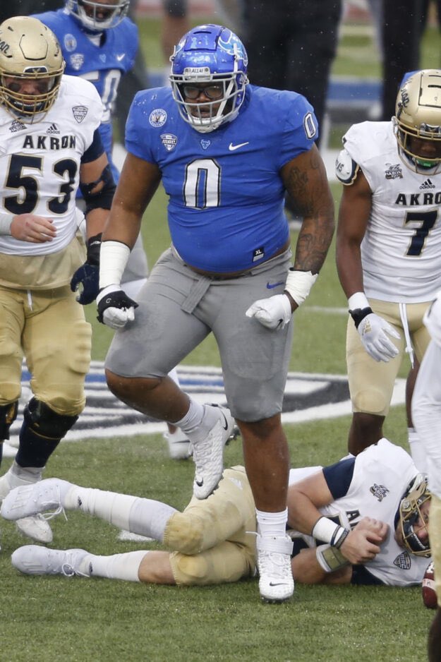 MicahAmedee's tweet photo. Blessed to have received my 7th Division 1 offer to the University of Buffalo, thank you to the whole coaching staff!!🔵@Stansfield_Matt https://t.co/yfsZjlobR8