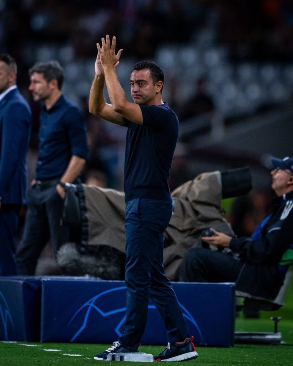 Xavi: 'El Barca está vivo, esta victoria ilusiona aún más al barcelonismo, es momento de estar orgullosos de haber ganado a uno de los mejores equipos del mundo pero debemos estar tranquilos.' ¿El mejor partido de la temporada para este equipo?