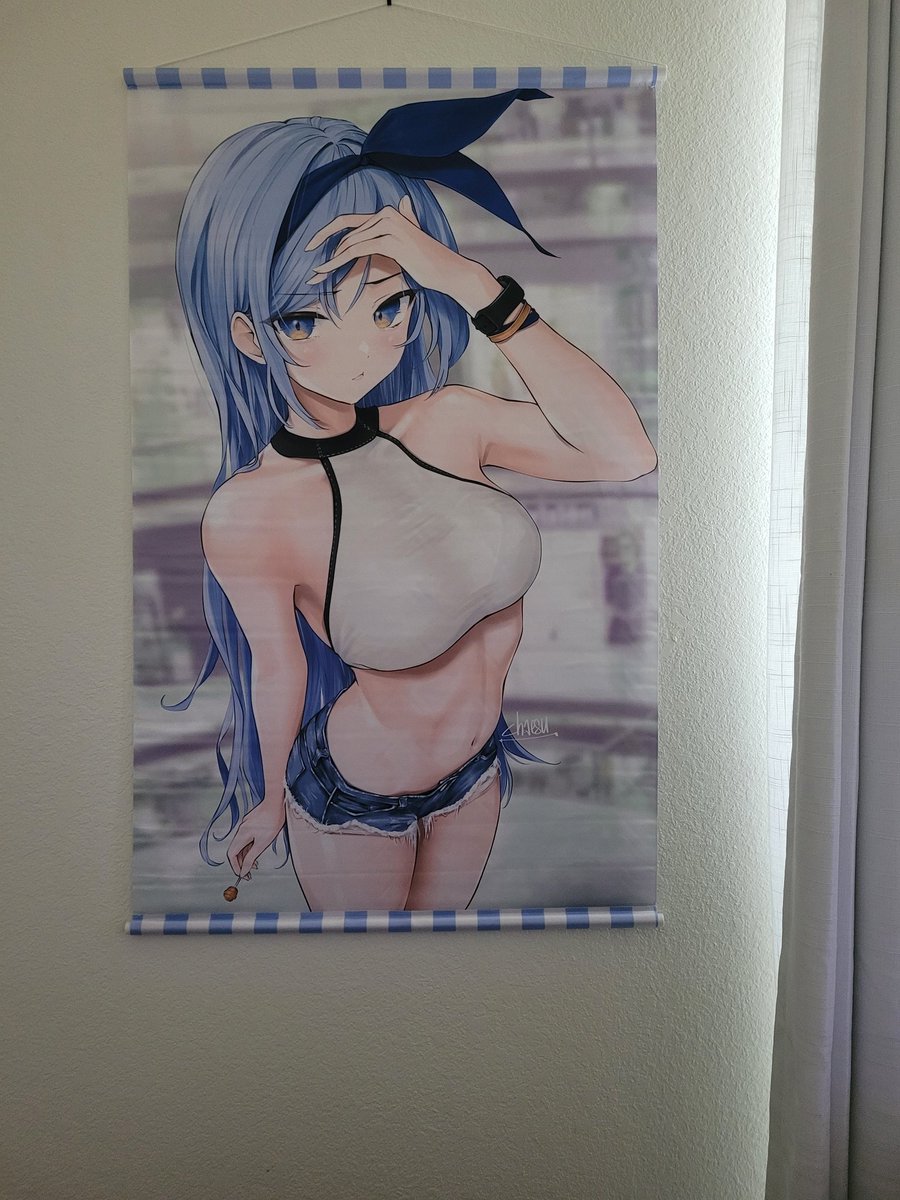 Thank you @chaesuart and @MosoBox for the Minah wall scroll!