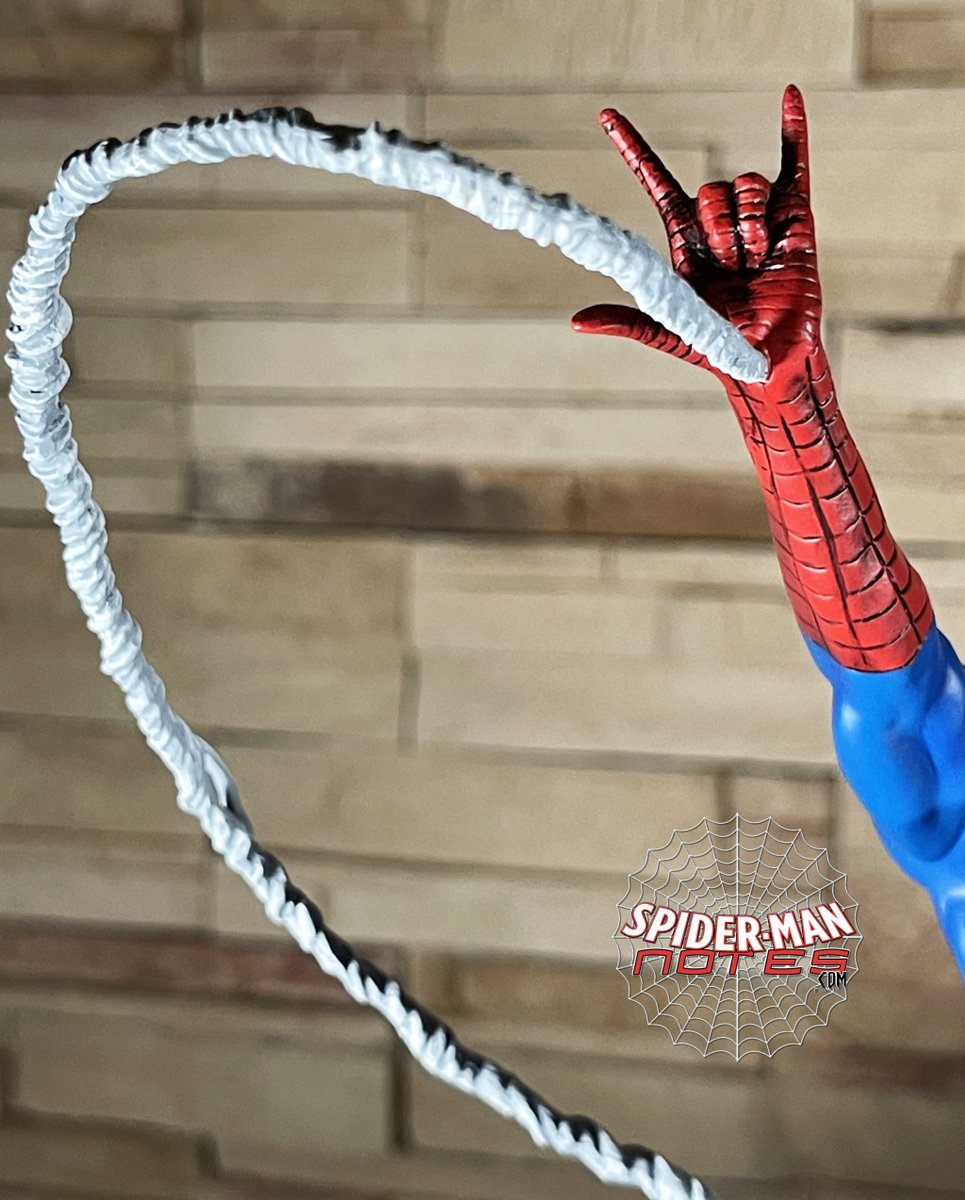 Still my favorite #SpiderMan statue in my collection. Marvel Premier Collection: Amazing Spider-Man Statue by @CollectDST. Believe it or not, it's still available.
Direct link: amzn.to/3xFP7wH