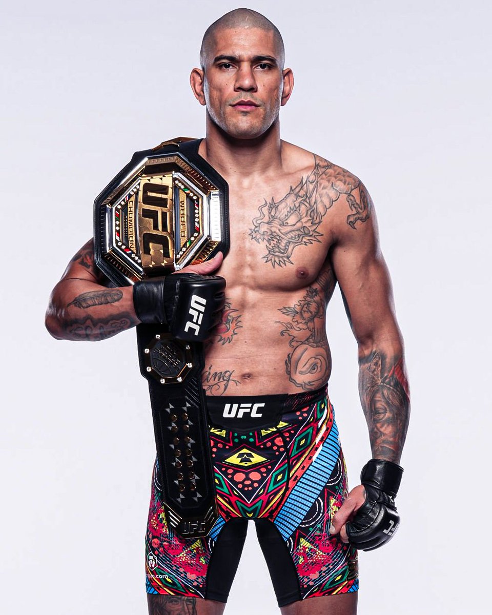 LaSueur_off's tweet image. THE CHAMP IS HERE. 🗿🏆

#UFC300