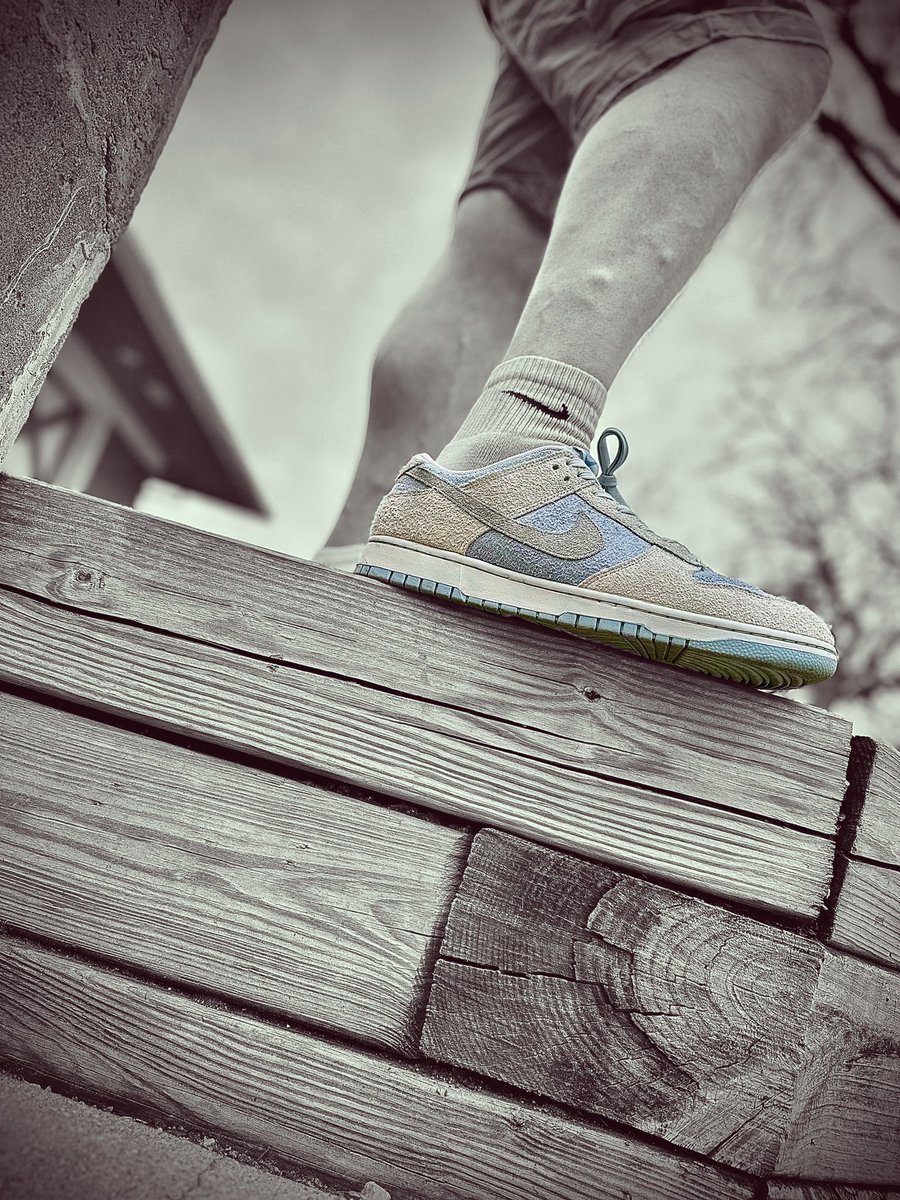 moreshoesthan's tweet image. “Photon Dust Armory Blue” needs a catchier name. Henceforth they shall be known as “Smurf Dunks”

#KOTD
#docsindunks #dunks #dunklow
#nike
#yoursneakersaredope 
#snkrsliveheatingup #snkrskickcheck 
#snkrs #sneakers #sneakerhead #sneakeraddict