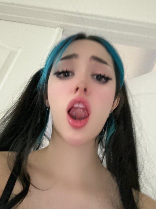 EEEE https://t.co/LSTjFmhOuI