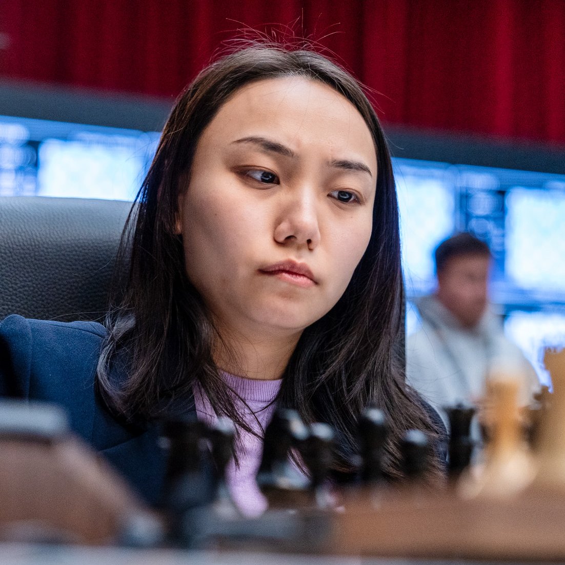 Lei Tingjie wins her first game of this Candidates! 🥳

chess.com/events/2024-fi…
📷: Michał Walusza
#chess #womeninchess #FIDECandidates