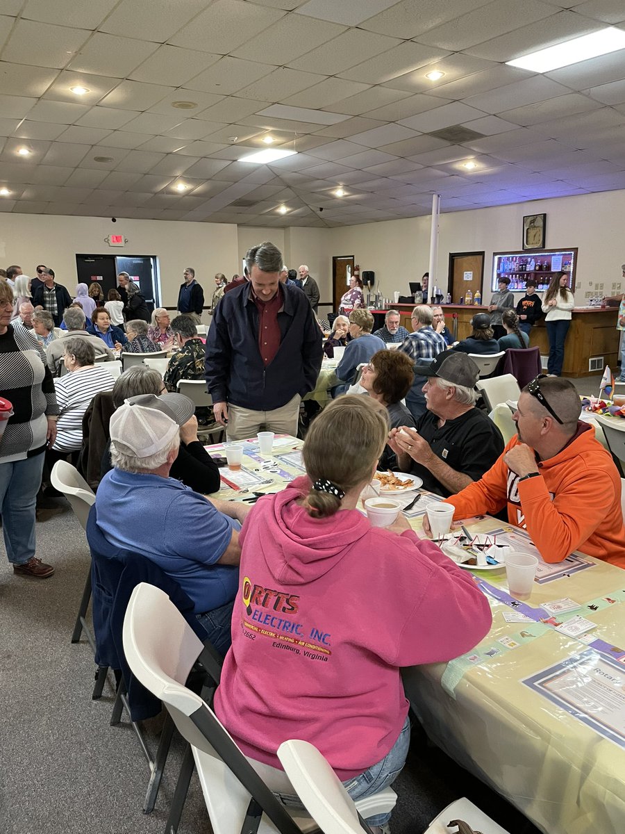 The Woodstock Rotary Club held a fantastic shrimp boil last weekend to benefit those affected by the recent forest fires. The food was excellent, the cause was critically important, and the attendance by the community was outstanding!