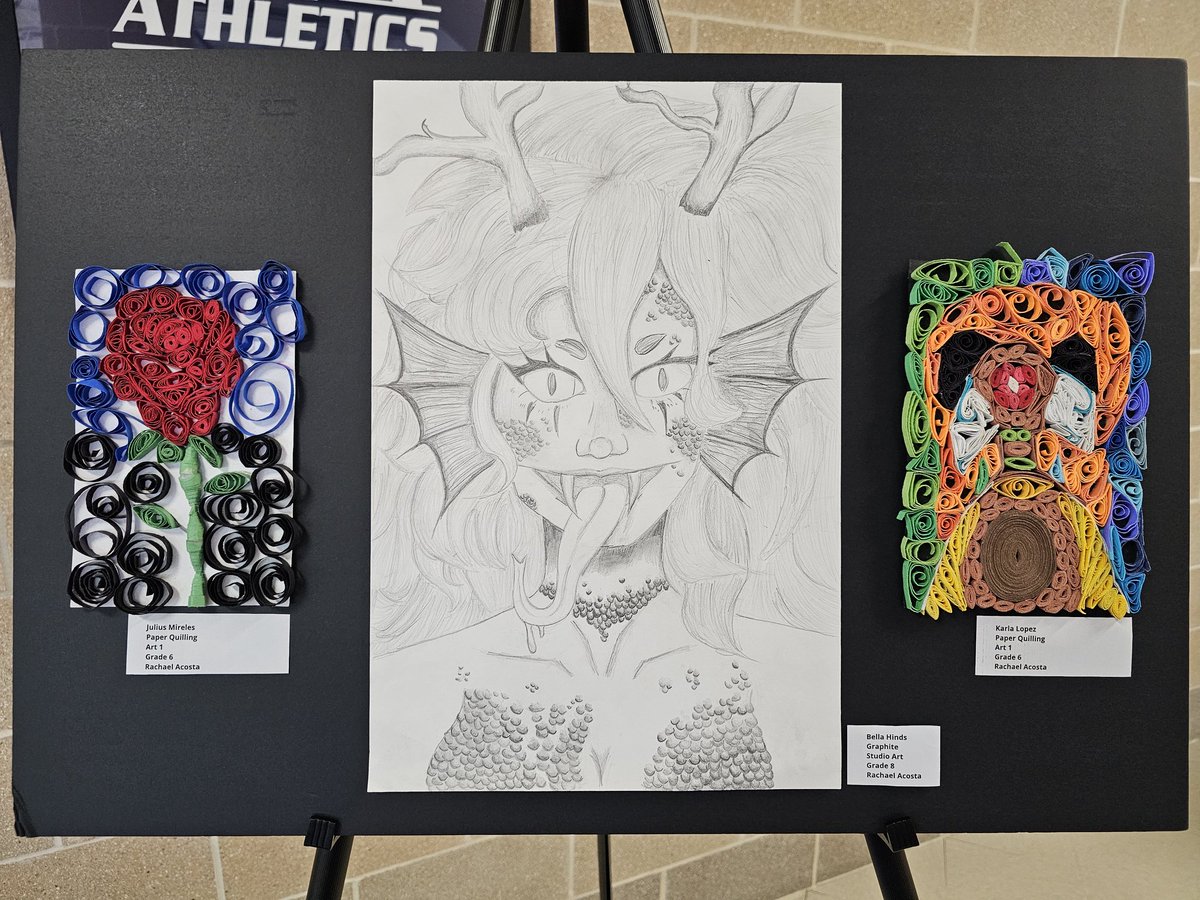 🥳👀💕  All set up for the Magnet Induction ceremony 💕
So many talented artists this year, and ready to welcome all the new artists 😁
 #zachryart #middleschoolart #artclass #gopublic 
@nisdzachry @northsideisd @nisdzachrymag @nisd_finearts @teriyasger