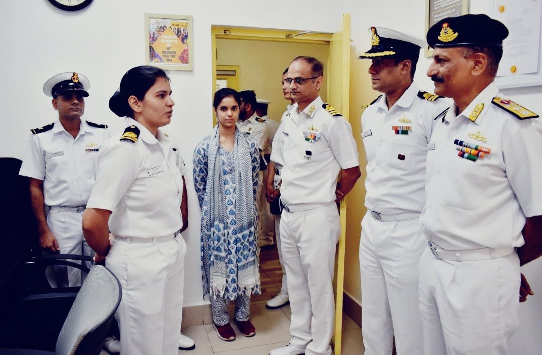 ⚓RAdm M Murali Mohan Raju, CSO (P&A), ENC inaugurated the upgraded GeM cell at Base Logistics Office, #Vizag on 08 April. 🌟 The enhanced facility acts a help desk in the Command to resolve #GeM procurement issues and facilitate training for the units. 🤝This initiative…