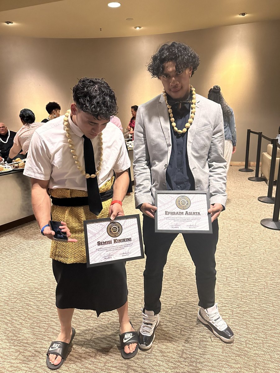 Semisi Kinikini tweet media