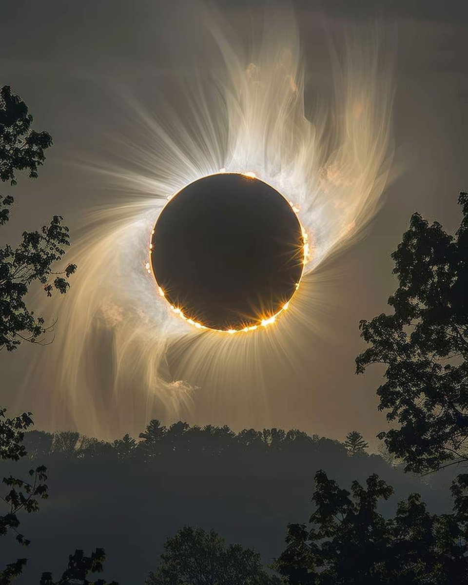Extremely detailed HDR image of recent Total Solar Eclipse 2024