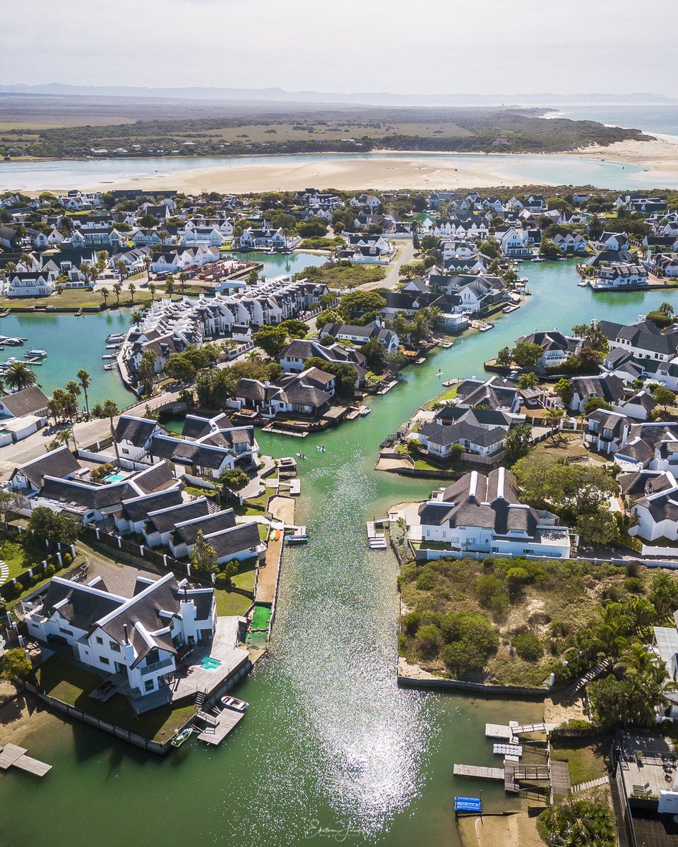 The St Francis canals and the Krom River mouth. A different world, seemingly  detached from South Africa's socio-economic realities. 

#stfrancisbay 
#stfranisbaycanals
#dji
#mavic
#travelsouthafrica🇿🇦 
#traveleasterncape
@stfrancisbay