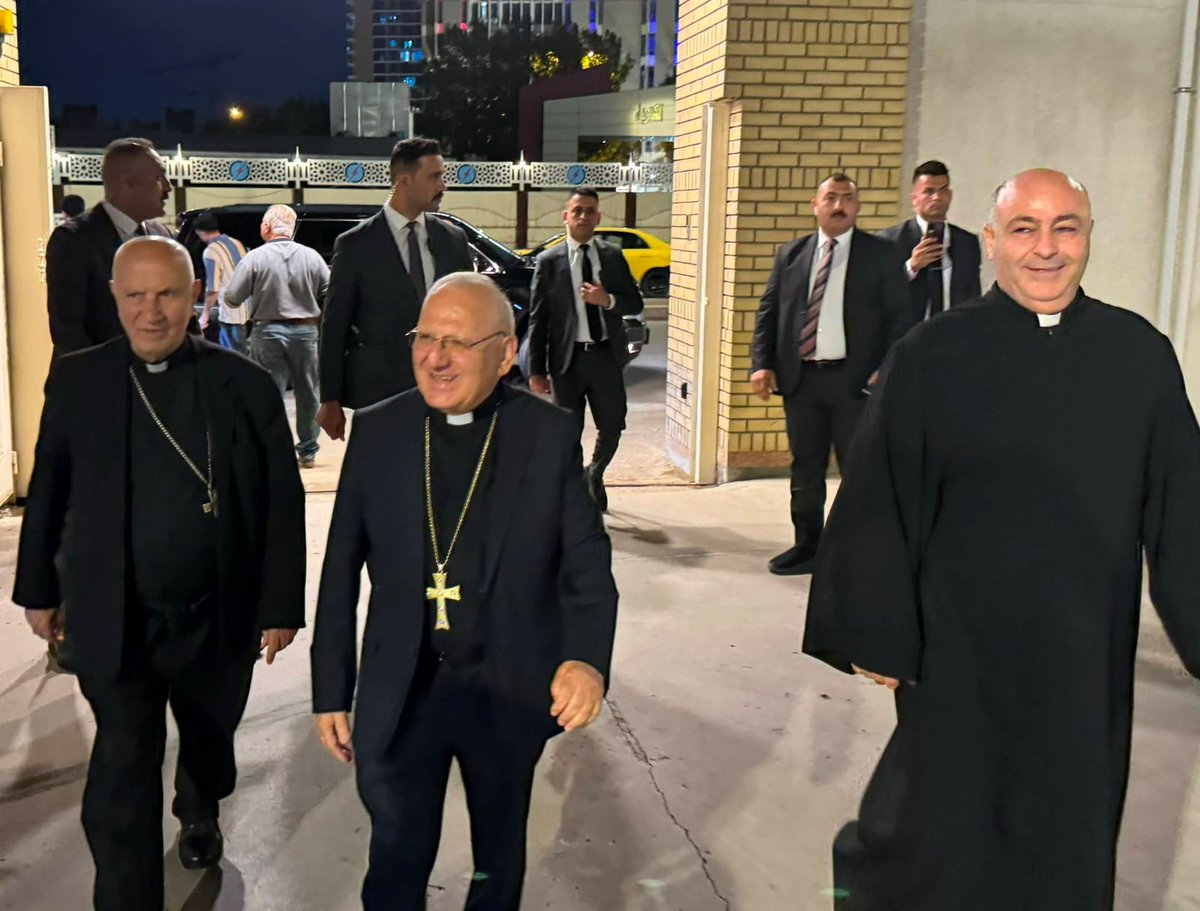 Le cardinal Louis Sako, patriarche de l’Eglise #chaldéenne est arrivé ce soir à Bagdad après un exil depuis juillet 2023 au Kurdistan d’Irak. Ce retour à Bagdad est un signe d’un règlement  des problèmes avec le pouvoir irakien. #ChretiensdOrient