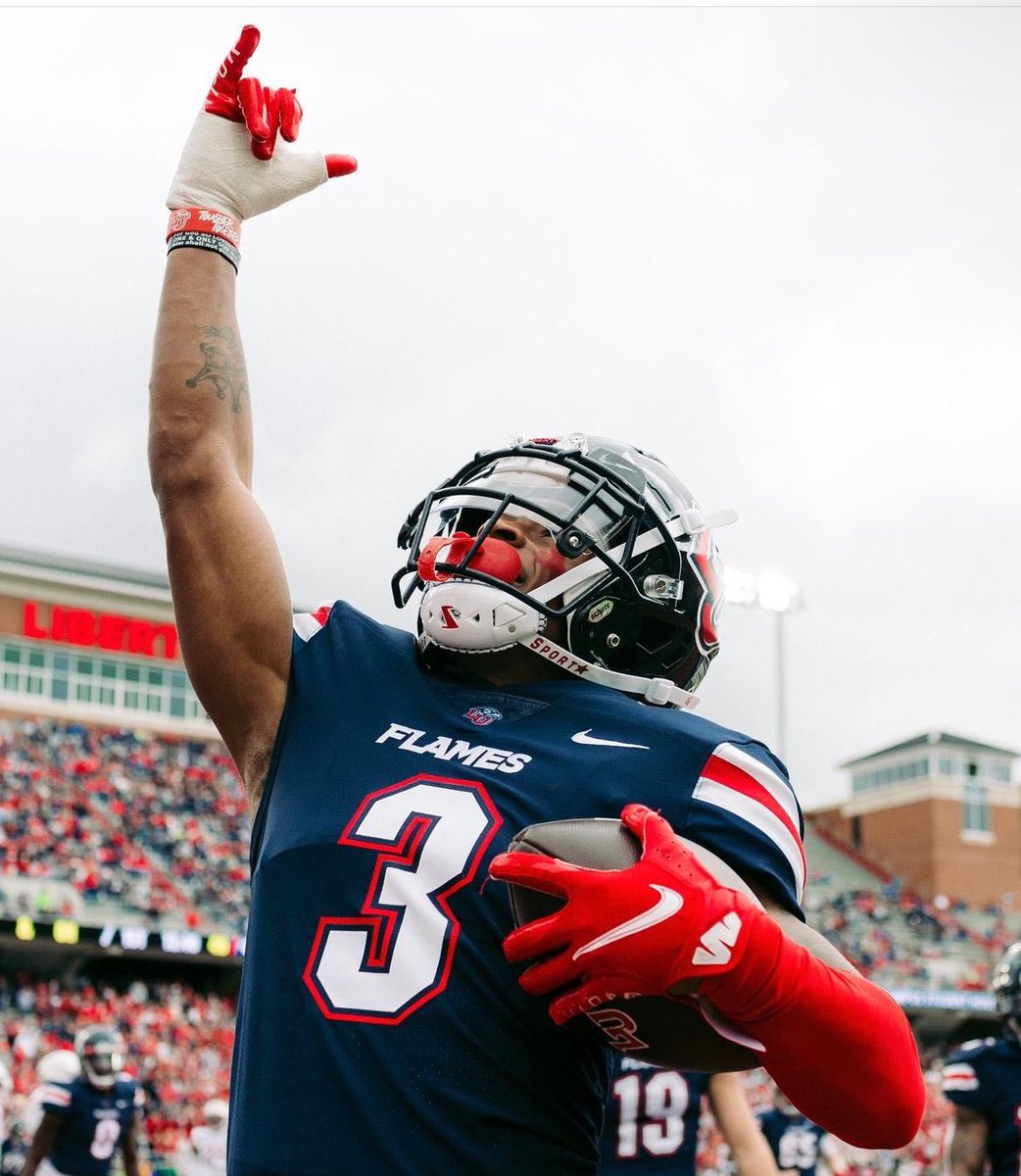 WHAT A DAY!! After a conversation with @Tony_TDUB , I’m blessed to receive an Offer from Liberty University ❤️💙 @Mobellent @twanDaBoss @JohnGarcia_Jr @Andrew_Ivins @ChadSimmons_ @CoachColtonKorn @MohrRecruiting @adamgorney