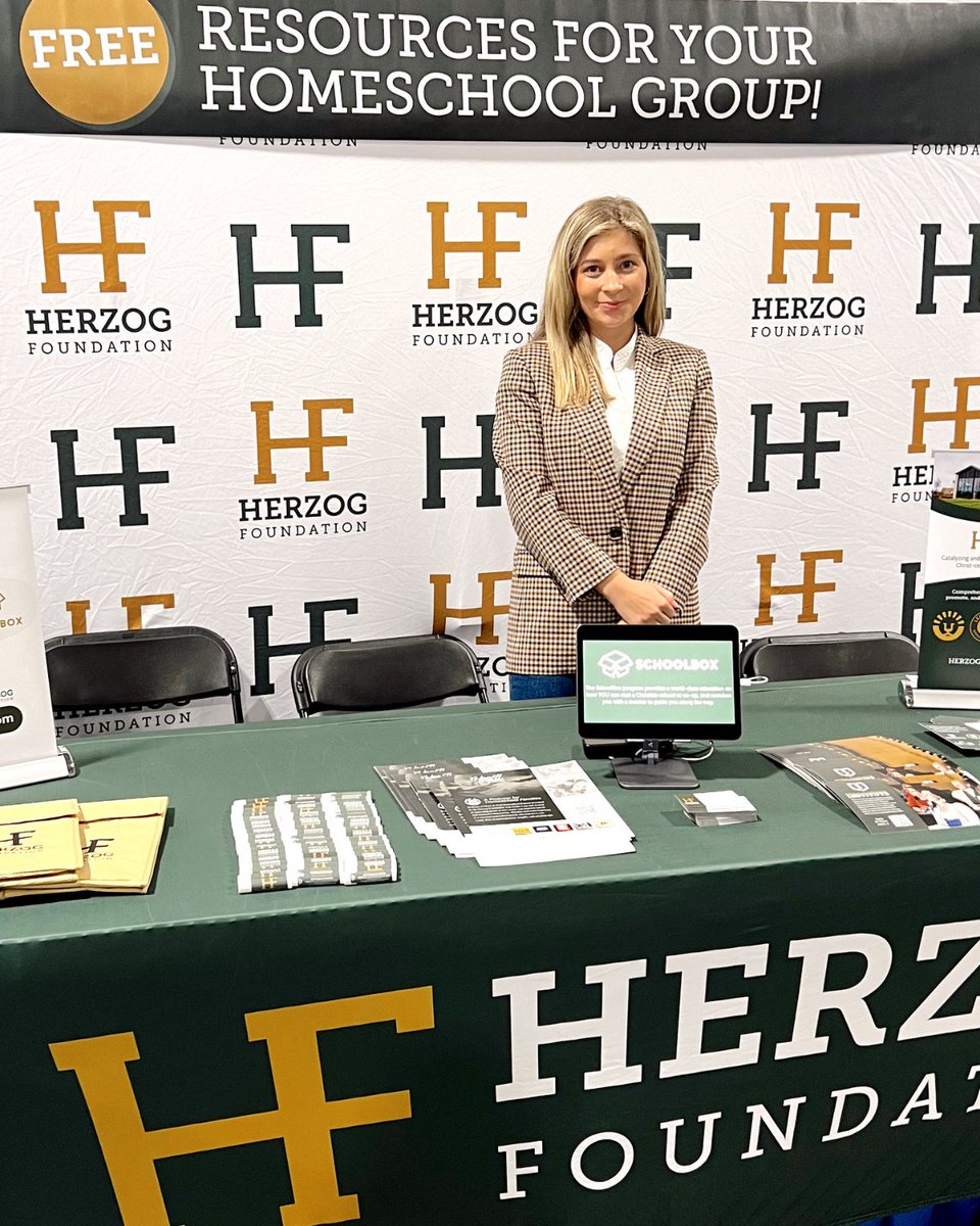 Last week, the Herzog Foundation joined hundreds of home educators at the Midwest Parent Educator Convention in Kansas City. 👏