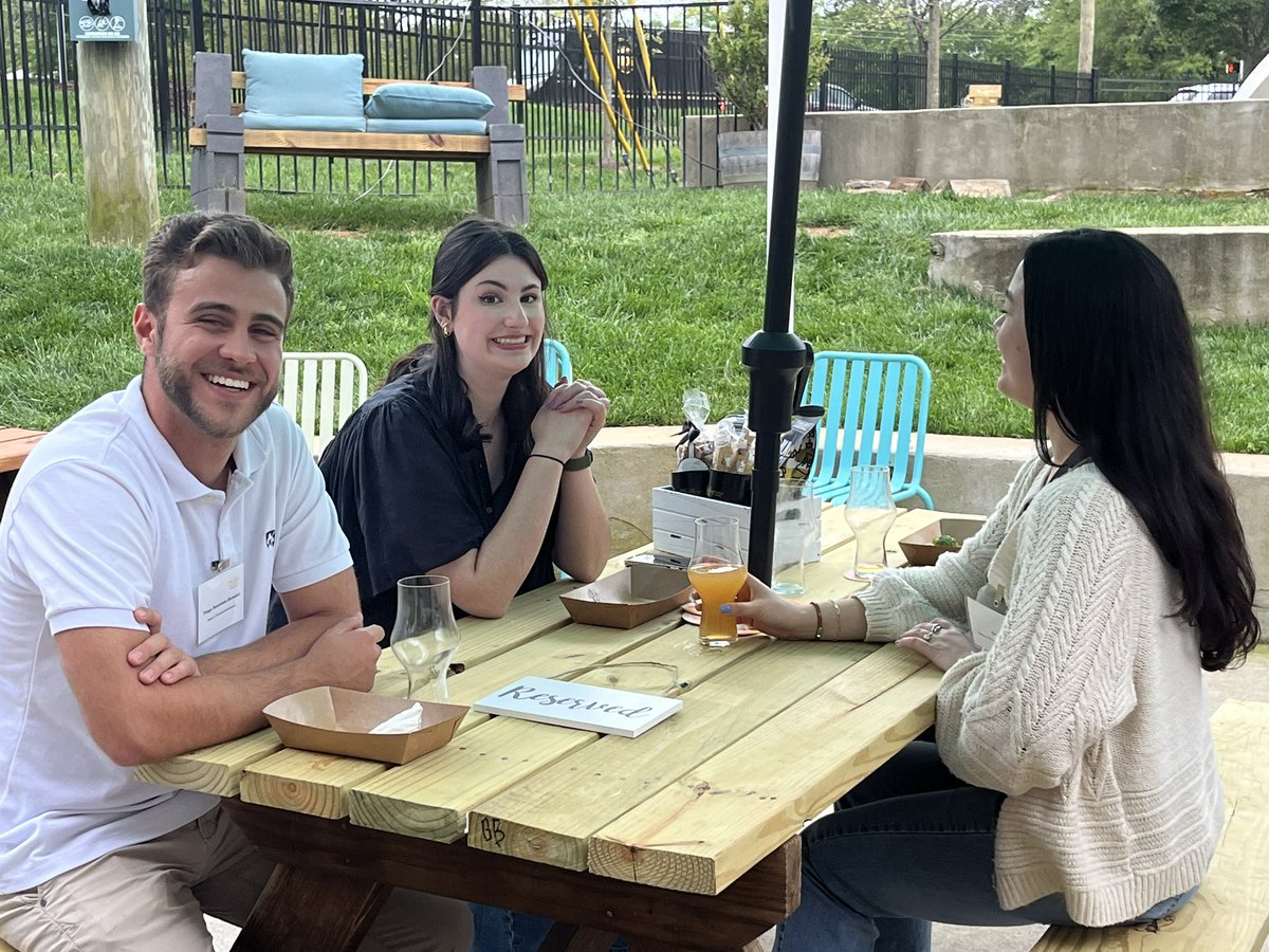 drboe's tweet photo. The inaugural Drinks with the Dean event was a great success.  If you missed tonight’s event, be on the lookout for our next one in June.  #PfeifferGraduateSchool https://t.co/XtEqmsufkp
