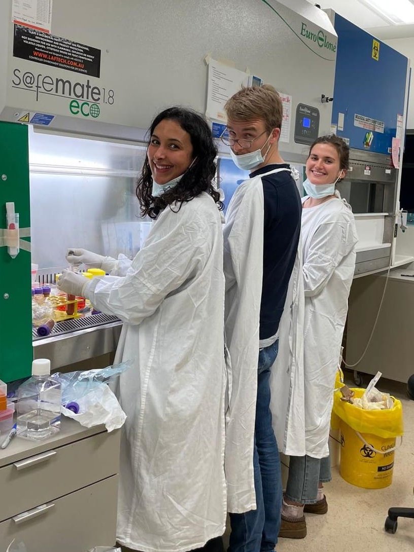 Congratulations to three of our brilliant PhD students, Allison Clatch, @maleikaosman, and @ObersAndreas who all recently delivered their PhD completion seminars! Join us in celebrating their outstanding research contributions 🔬🎉 👏 #TCellTrio #PhD #AdvancingImmunology
