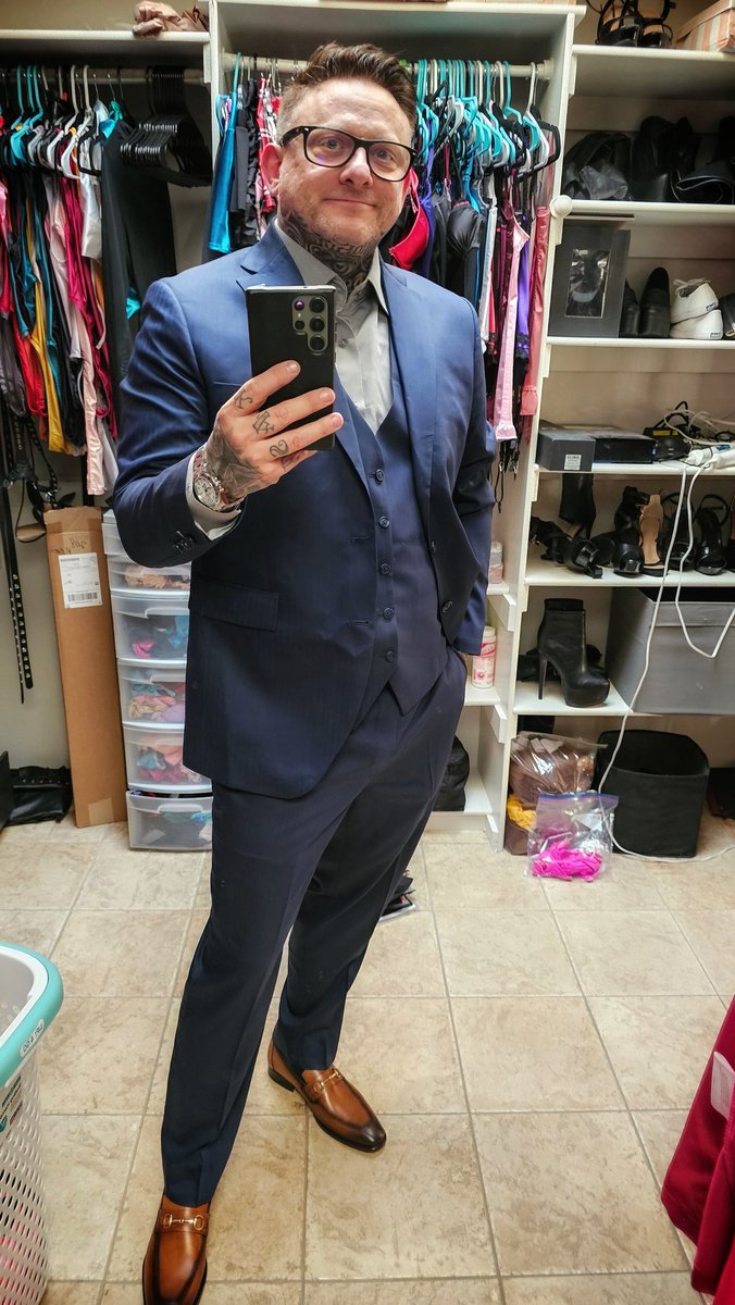 New suit 😘