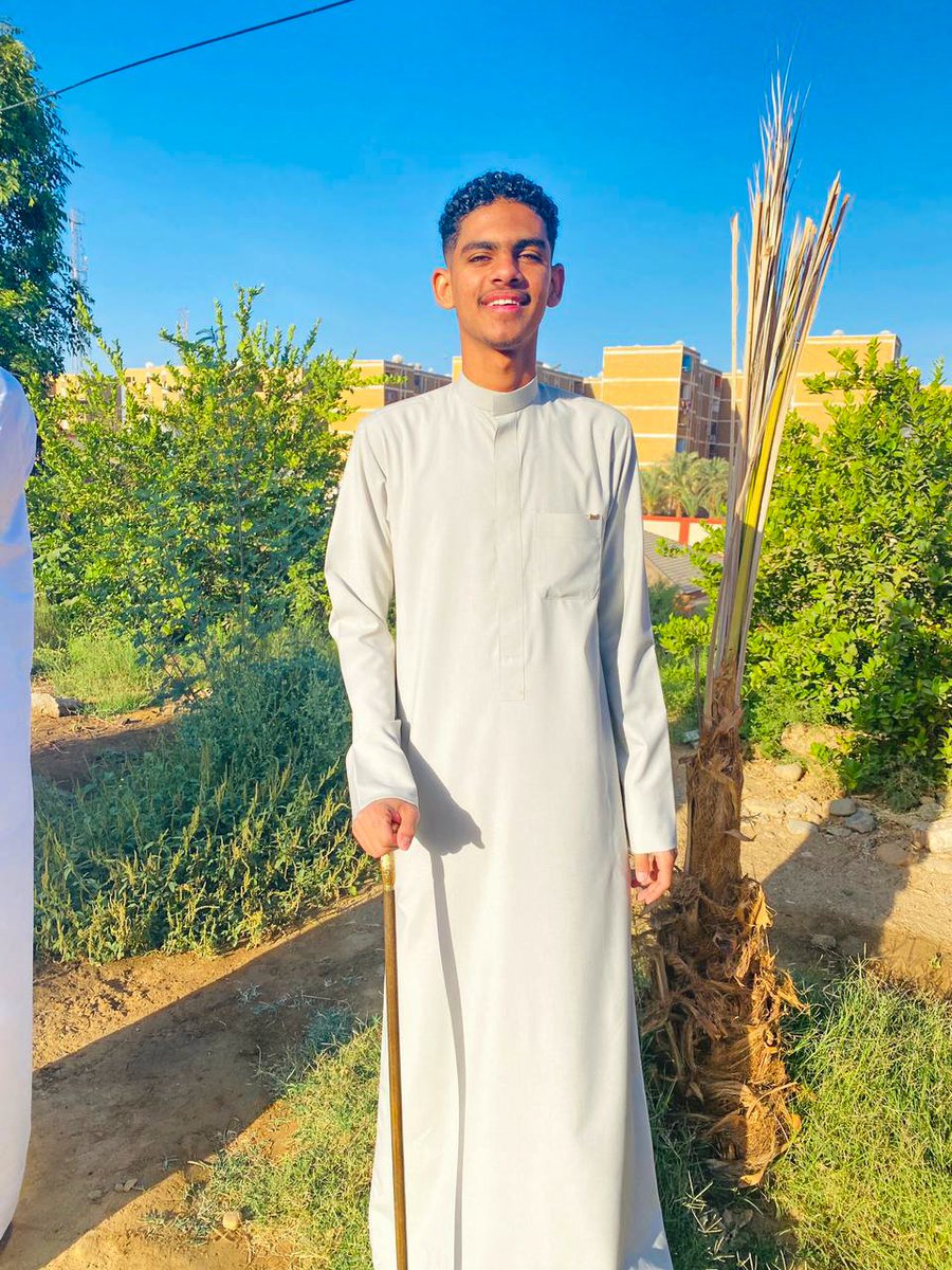 Ashrof22's tweet photo. عسـاكـم مـن عـواده 🤍🤍 https://t.co/rcoVodm312