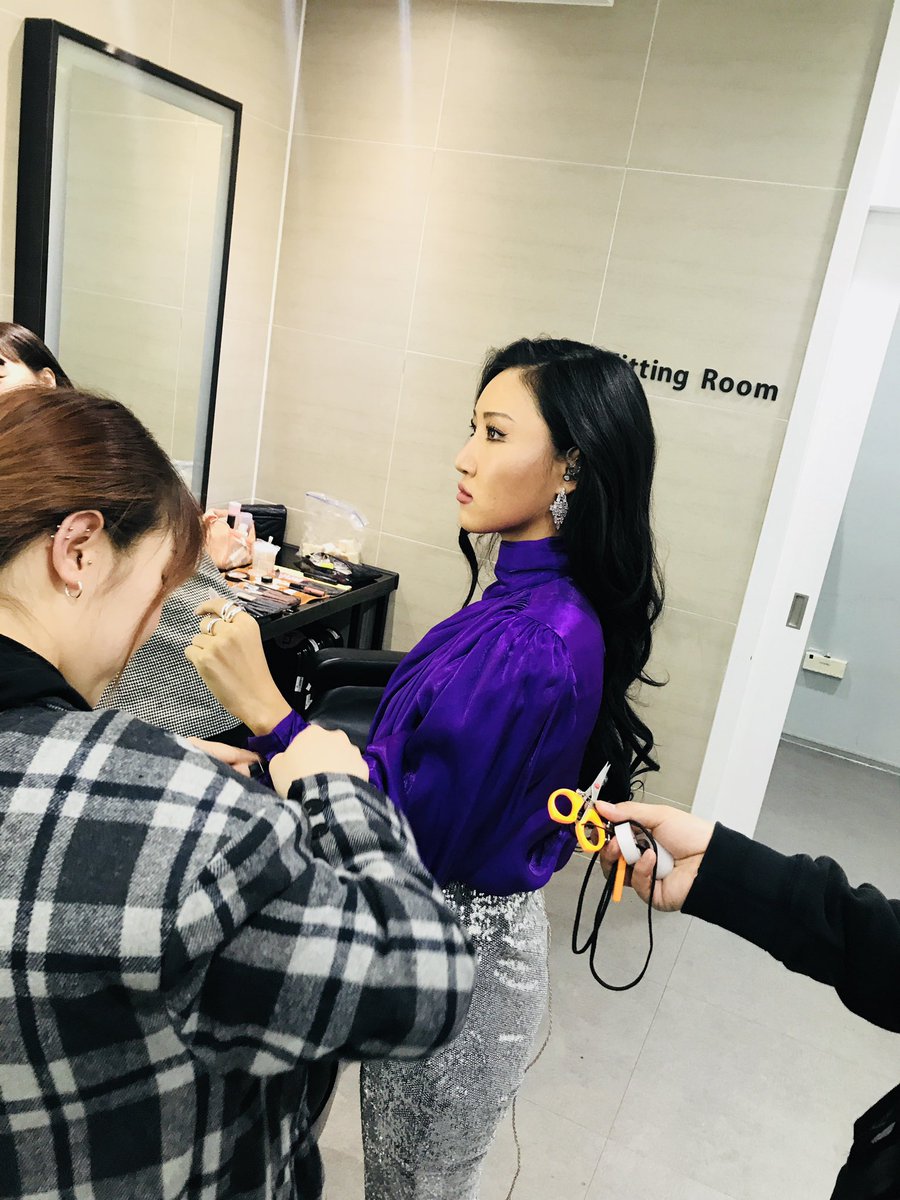 givencore's tweet image. 𝙴stamos enamor𝕒das de @xnikirin, y nuestra 𝚖ayor demostración de amor fue mandar𝐥e a nuestra 𝐪ue𝕖n 𝙳aehyun a cantarle 🌻 , 𝐓𝕎𝐈𝕋 . ♡︎ en el escenario de su #𝕜𝚒ɹɪ፝֟ːɳ𔘓ཻུë𝚟ǝર𝕤ᖾιຖe. ¡𝙴speramos que lo 𝐝isfrute al máximo!

🎸♡՞๑ 𝚐i𝕧e + 𝚜ea𝕤ons ꕀ #𝔊I𝑉EN