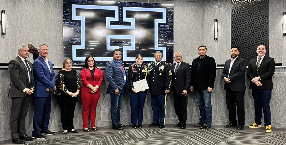 Congrats to Cadet Major Chandra Fierro & Cadet Command Sergeant Major Aliyah, the Hanks Cadet Leadership was recognized at tonight’s YISD Board Meeting. ⚔️🎚⚔️🎚 #KingdomofChampions #DontBeGoodBeGreat #WeAreHanks @JMHanksHigh #WeDeliverExcellence #RiseandConquer #THEDISTRICT