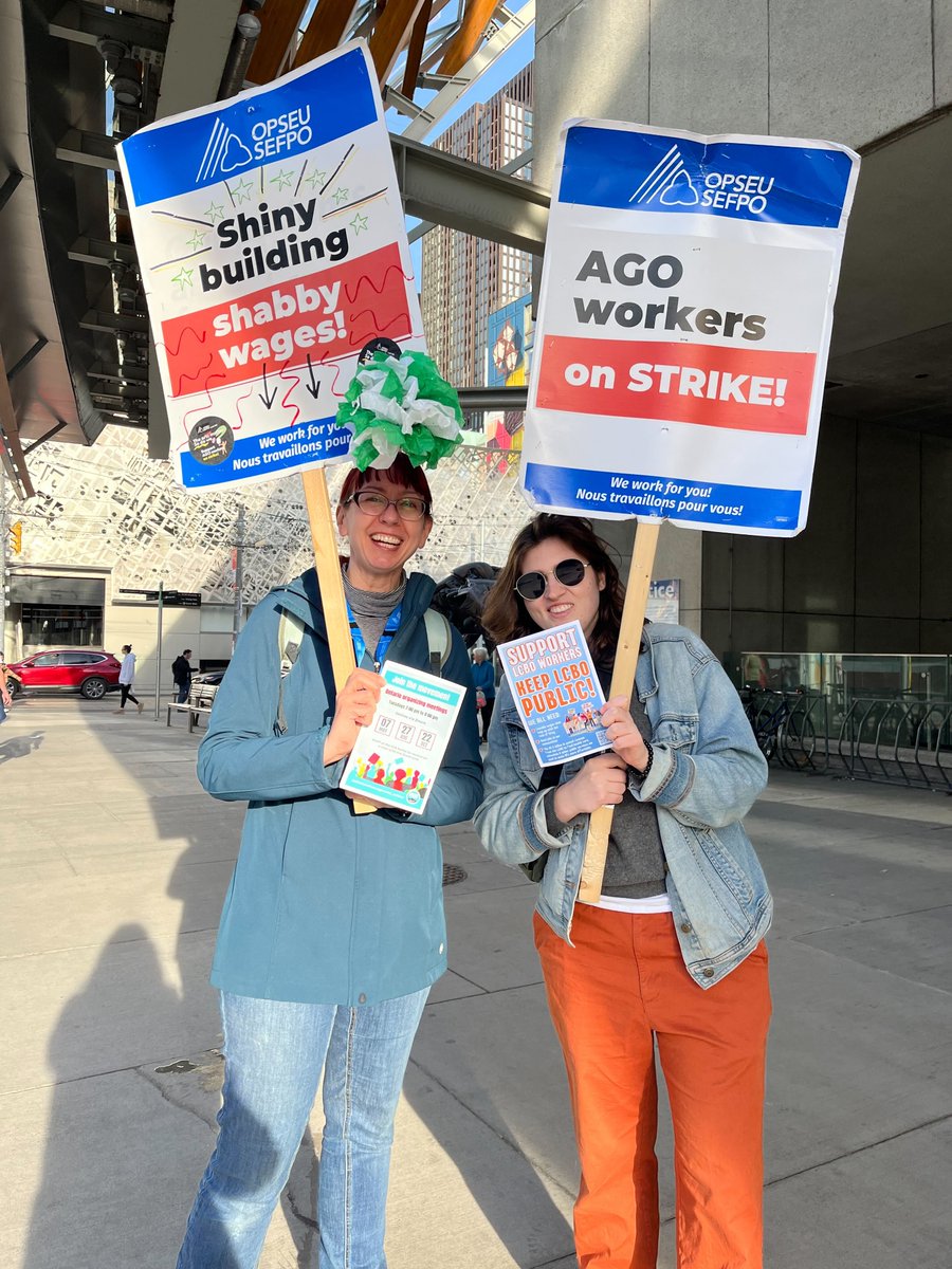 fairwagesnow's tweet photo. 🔥 Fantastic public support for @agotoronto workers on strike for decent wages & working conditions!
✊🏿 Let's help them put an end to 2-tier wages, involuntary part-time hours and precarity!
➡️ Send an email of support here: https://t.co/5DRHwNiHtK
#Justice4Workers #NoDealNoAGO https://t.co/XVza4XH1Fx