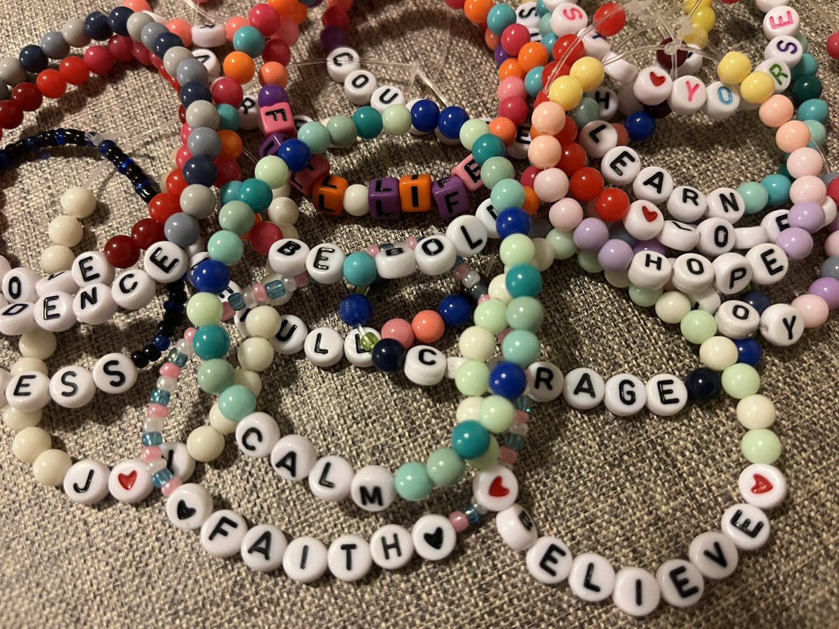 Mrs_Maksin's tweet photo. Over 60 Encouragement Bracelets were made tonight for Operation Smile and the Children’s Institute of Pittsburgh!  A huge thank you to all of the students that participated tonight! https://t.co/G0oXPf9DH1