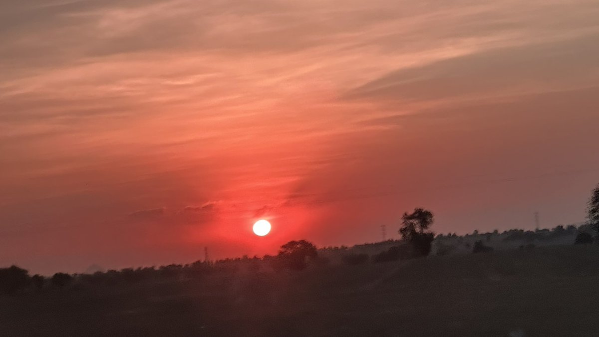 #puestadelsol @Mundo__Paisajes @puebla  #FotoDelDía #Atardecer @Paisaje_Natural