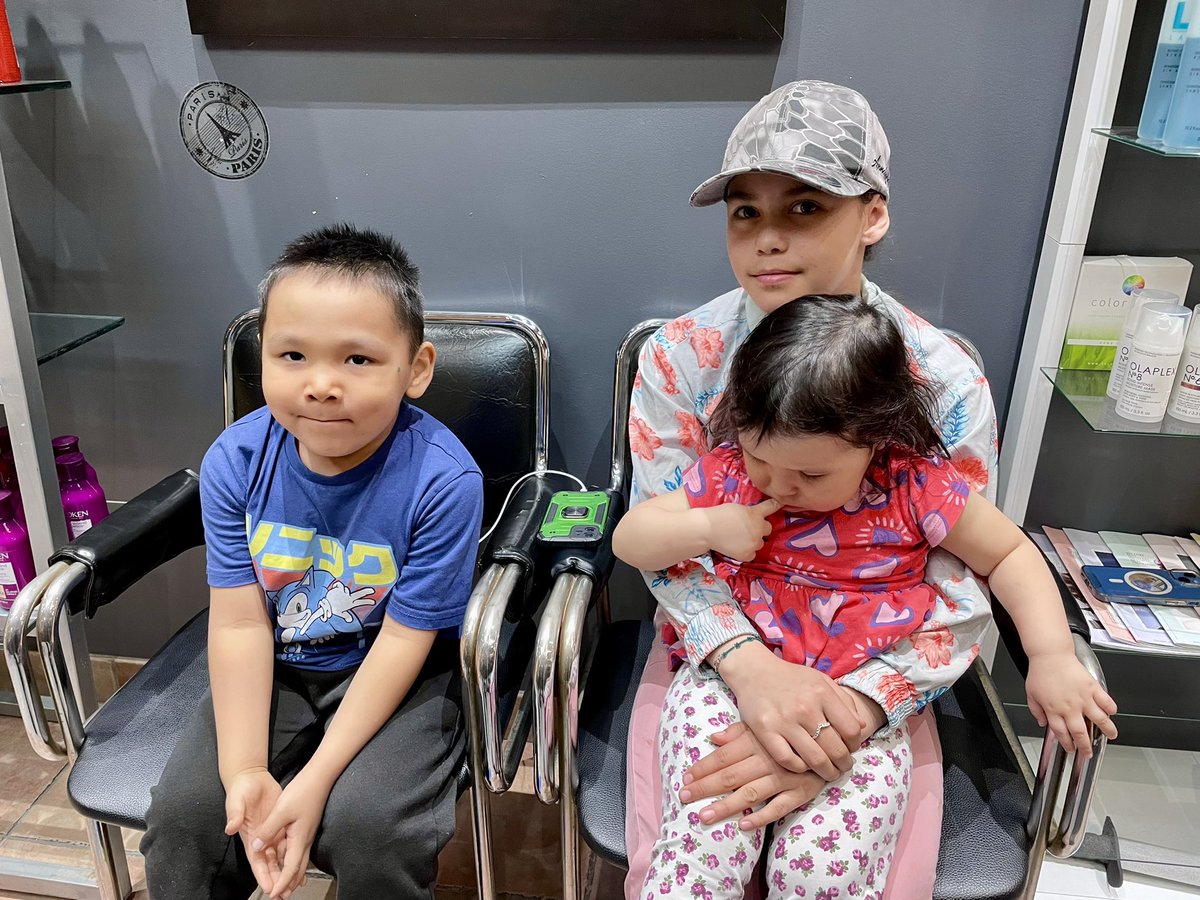 Having come to Montreal from Nunavut, to connect with my Nunavik family has been incredibly amazing. Montreal is the “hub” for Inuit in Northern Quebec. I’ve met so many relatives to date. Look at these cuties…my cousin’s kids! #Inuit