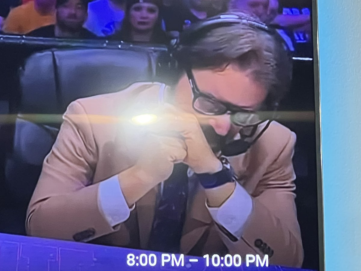 RealTimothyBarr's tweet photo. Pretty sure the look on @AEW Tony’s face says it all 🤦🏻‍♂️🤦🏻‍♂️🤦🏻‍♂️🤦🏻‍♂️🤦🏻‍♂️🤦🏻‍♂️ https://t.co/c8UJYH0Gmu