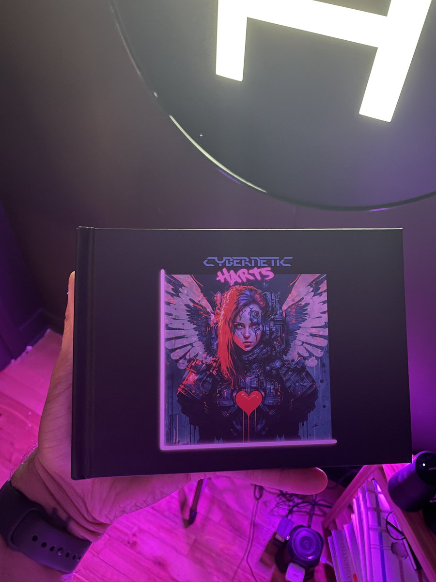 W in the mail today from 1/2 across the world. 

gratitude 💛