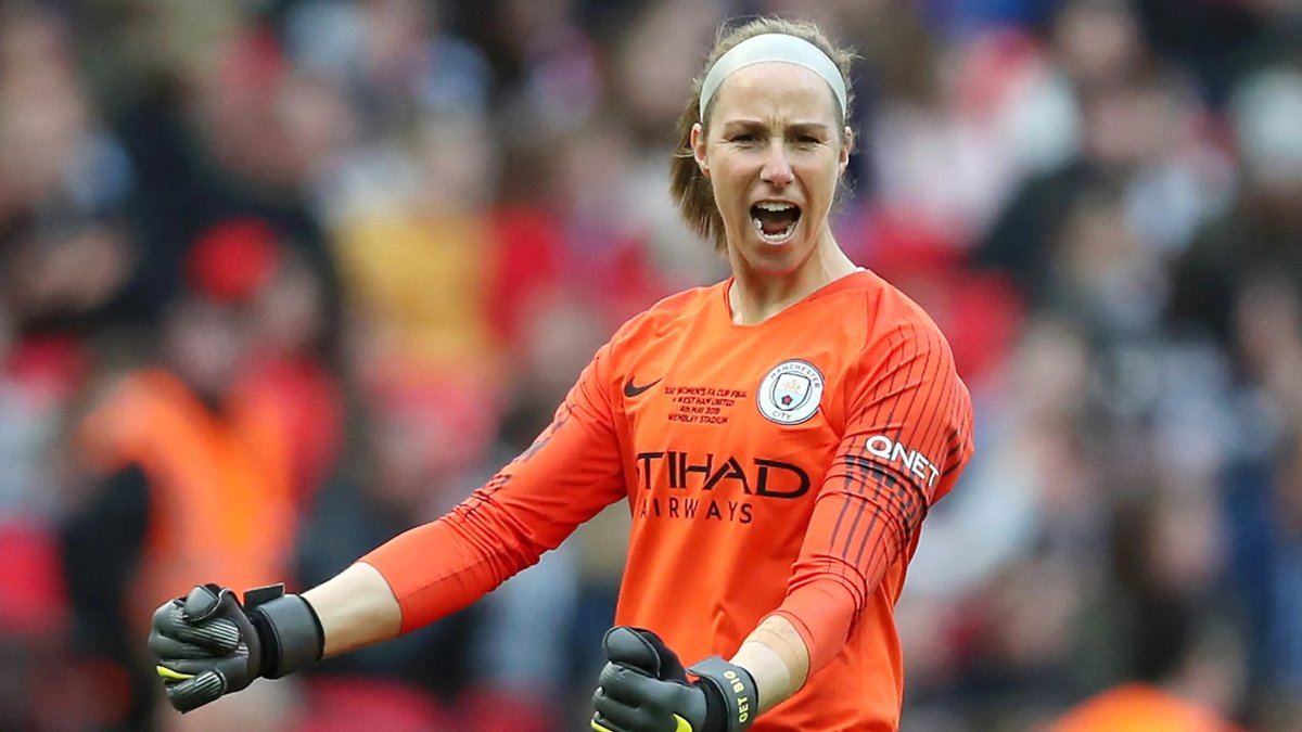 Defending3rdFC's tweet photo. These women are unstoppable! Learn about the legendary careers of Karen Bardsley, Almuth Schult, Hedvig Lindahl, Sarah Bouhaddi, and Aline Reis in our featured blog post.
#SoccerStars #AthleteInspiration #GoalkeepingGreats
https://t.co/CkovssbC6s https://t.co/5XIfUY9jBW