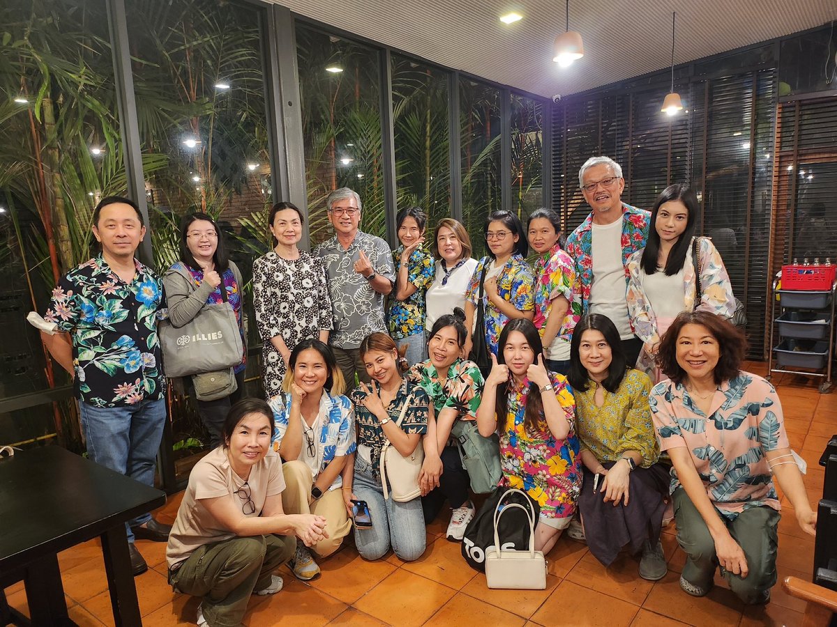 Apirak_BKK's tweet photo. ทีมวีฟาร์มร่วมส่งความสุข วันปีใหม่ไทย ต้อนรับเทศกาลสงกรานต์ปี 2567 #วีฟาร์ม #วีฟาร์มตะกร้า #ส่งใจให้joy #vfarm #vfarmtakra #vfoods #livehealthy #10thanniversary https://t.co/DG5brvH4AT