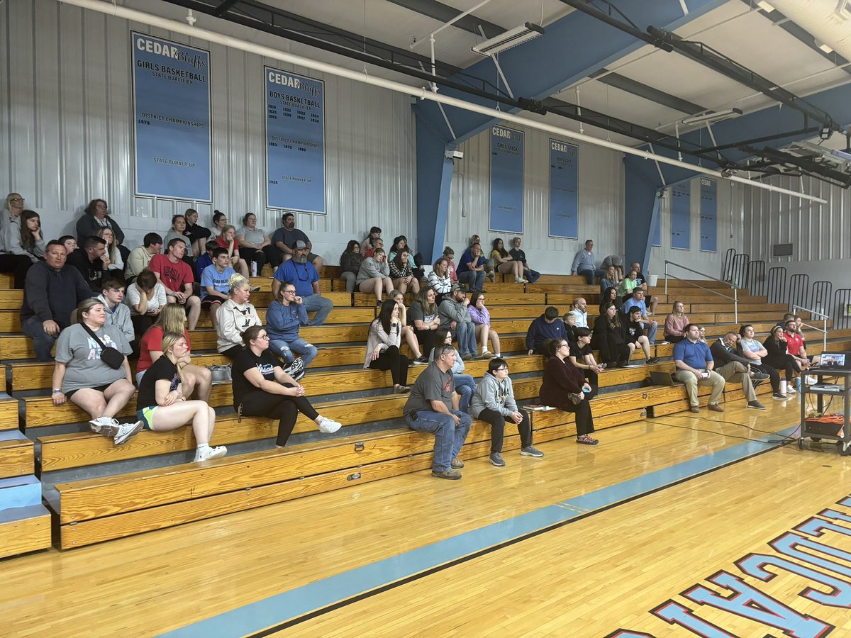 Thank you, Cedar Bluffs, for having NSAA Supervisor of Officials Nate Neuhaus on-site to speak to your students and parents about sportsmanship and respecting officials! #nebpreps