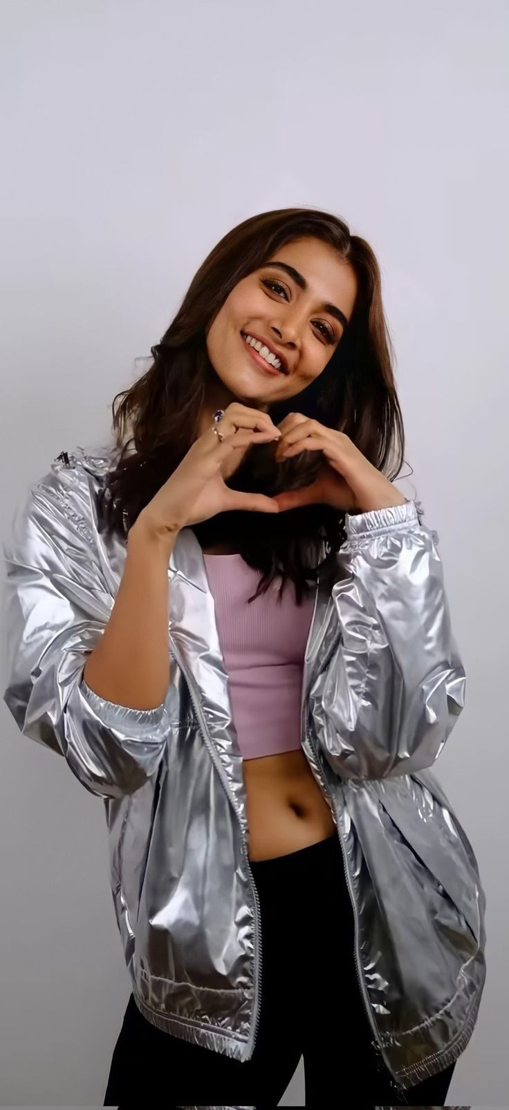 GK2JF6_aEAA2k6H?format=jpg&name=large