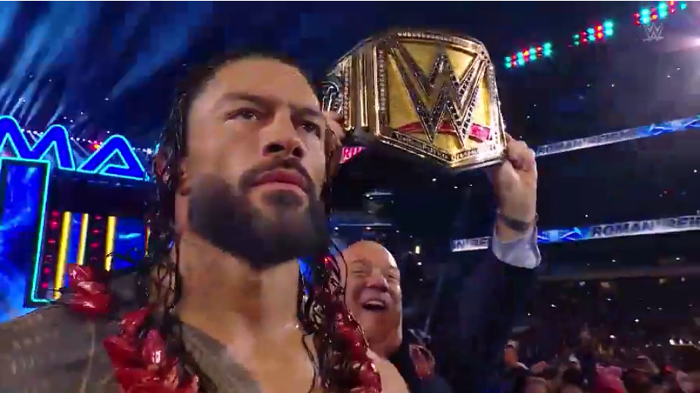 deathsstrokes's tweet photo. get you a mf that looks at you like paul heyman looks at roman reigns. https://t.co/5MmKAvi8hR