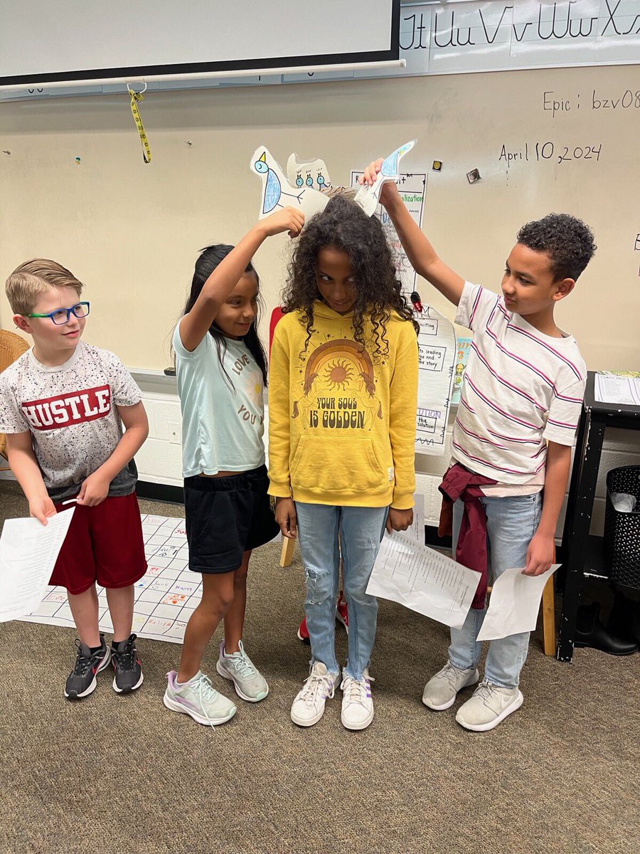 We reviewed elements of drama with Mo Williams today. 👀 closely at the faces. <a href="/HumbleISD_TE/">Timbers Elementary</a>