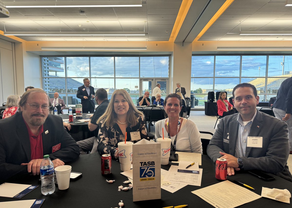 Enjoyed finishing the day with three of our @TomballISD school board members at the Gulf Coast Area Association of School Board meeting tonight. We are fortunate to have an active school board. Tonight they learned more about trending policy topics & advocacy.