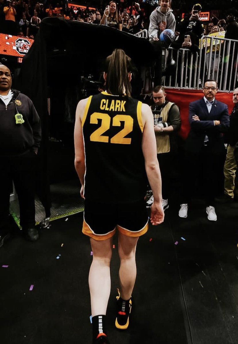 No one will ever wear the 22 for @iowawbb again 👏 Iowa is retiring 2x @jerseymikes Naismith POTY Caitlin Clark’s number. Well deserved ⭐️ #jerseymikesnaismith