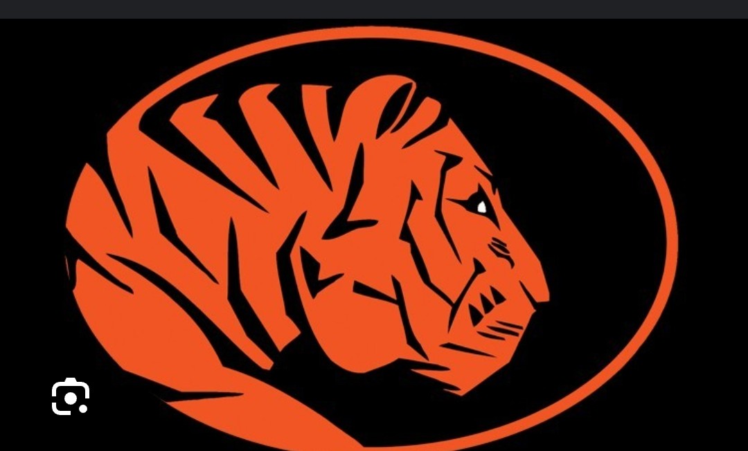 Antrone White (@ajayluh5) on Twitter photo #AGTG I received my first offer from East Central Oklahoma <a href="/CoachTHendrix/">Aretavious Hendrix</a> <a href="/CoachSweeny/">Coach Sweeny</a>
<a href="/FootballDesoto/">DeSoto Football</a> #AGTG I received my first offer from East Central Oklahoma <a href="/CoachTHendrix/">Aretavious Hendrix</a> <a href="/CoachSweeny/">Coach Sweeny</a>
<a href="/FootballDesoto/">DeSoto Football</a>