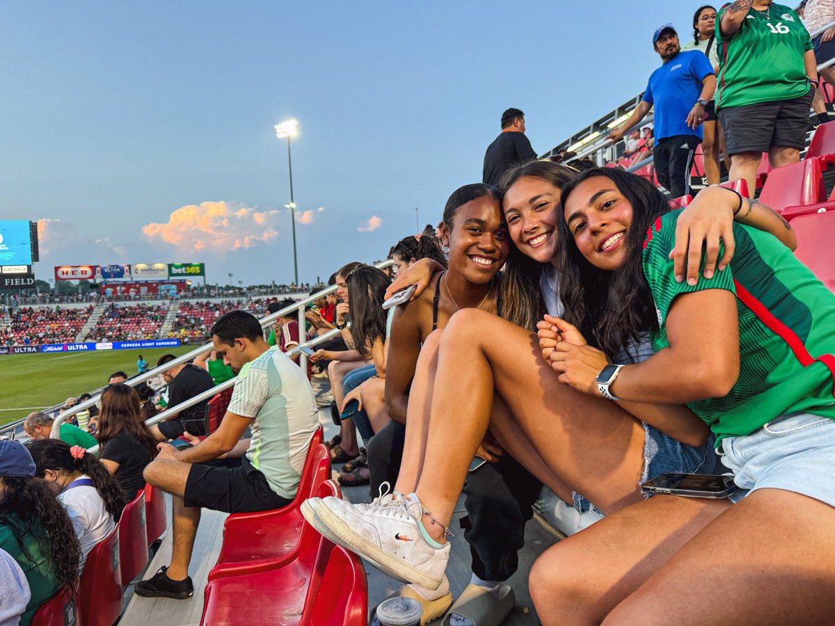 UIWWomensSoccer tweet picture