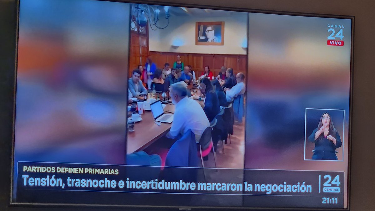 Los nuevos pactos del Gbno, salen diciendo que se llegó a Acuerdo por Chile, quien les dijo a ellos que los Acuerdos se toman con los mismos de siempre en cuatro Paredes, ?? Que Impresentable!! 
#ContigoChileMejor ...Mejor para ellos, los acomodados de siempre