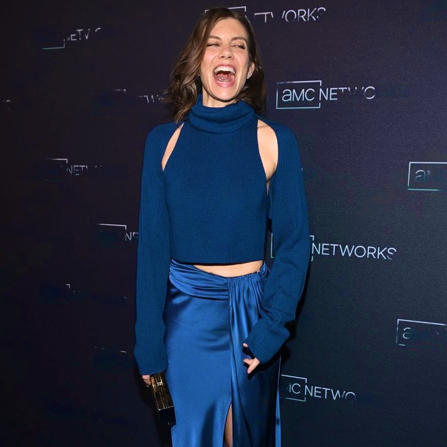 she's so beautiful & happy ✨ beautifully happy ✨ love you #laurencohan 💙