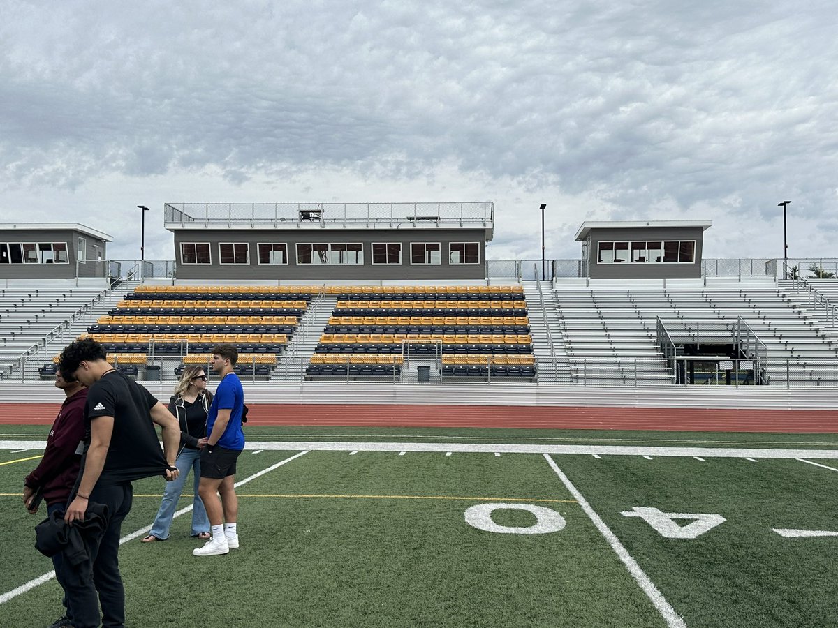 Great visit today of <a href="/TrinFootball/">Trinity Football</a>. Thank you <a href="/CoachCrayton_/">Ricky Crayton</a> for the day!