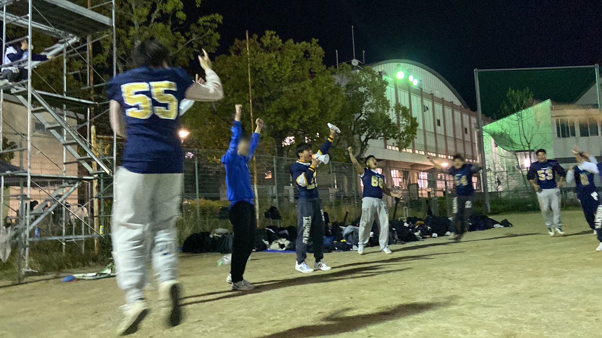tridents_sub's tweet photo. 昨日のドッジボール大会に参加してくださった皆さん、ありがとうございました🥰

230人以上の方が参加してくれて、大盛況でした🔥

今日は『女子会🎀＆フットサル大会⚽️』を開催します🤩

ぜひ参加してください😆💞

#春から阪大 #阪大アメフト #大阪大学 https://t.co/Fx68IObrsc