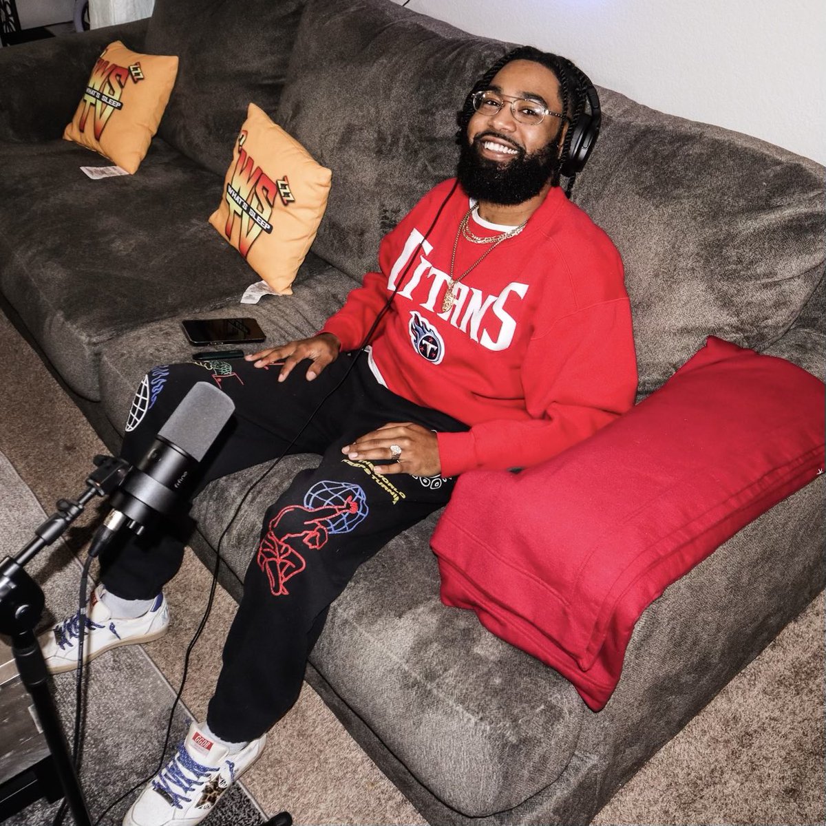 WhatsSleepTV's tweet photo. 😴 This guy is smiling so hard in every picture because he know he went crazy on his freestyle 😂 Shoutout King E (Nashville, TN)
@1kingethan
#KingE #MemphisRap #MemphisMusic #MemphisRapper #Nashville #NashvilleRap https://t.co/WV1msGtoqQ