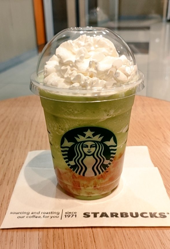 GOHOBIメロンフラペチーノ🍈✨
 #スタバ