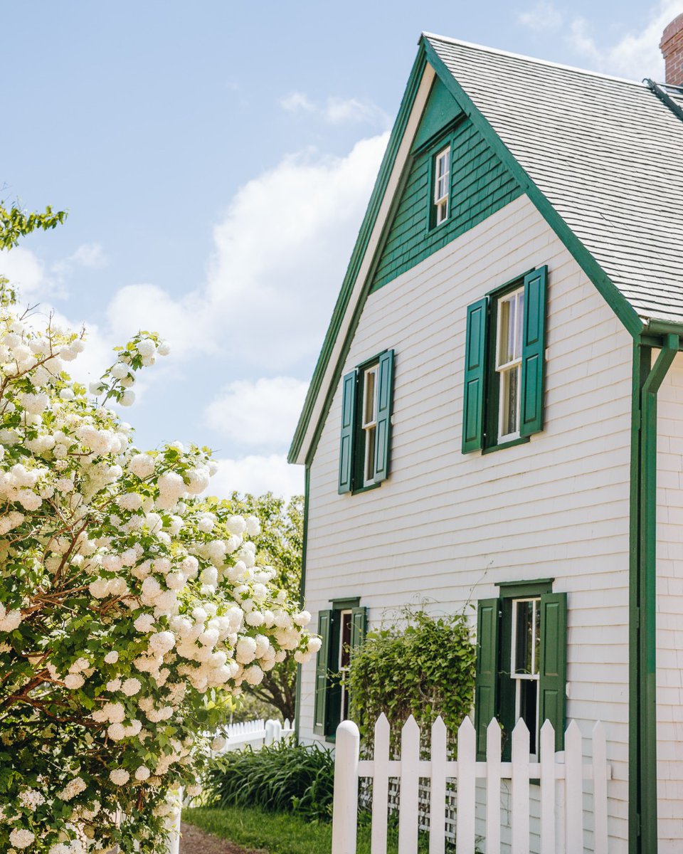 'That is one good thing about this world... There are always sure to be more springs.' - L.M. Montgomery, Anne of Avonlea 🌱 📍 Green Gables Heritage Place 📷 Via Reyes-Wilson