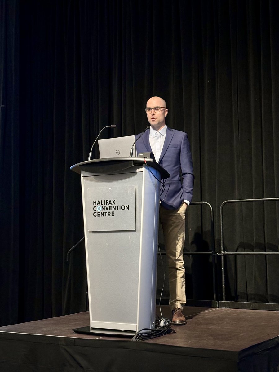 🎉 Huge congrats to @danwerry for clinching 1st trainee prize at @DalAnesthesia's research day🏆 so proud ✅A big props to our team @DalhousieU for wrapping up two more #ReboundPain projects👏👏 🌟Great teamwork with @MKwesiKwofie, @garrettsbarry & Regan Brownbridge #ANESRD24