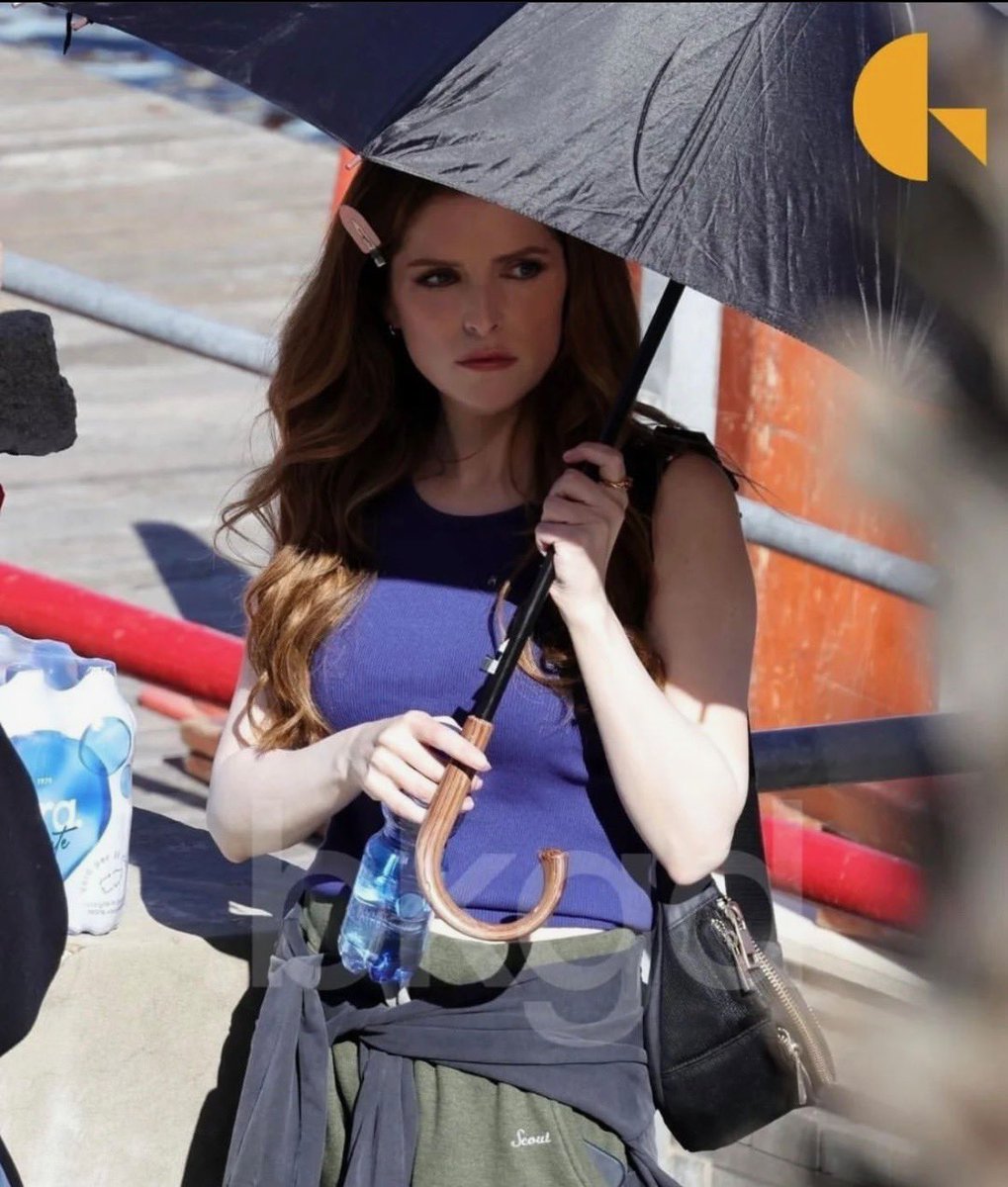 📸 | New photo of Anna Kendrick (@AnnaKendrick47) during the filming of 'A Simple Favor 2' in Italy.